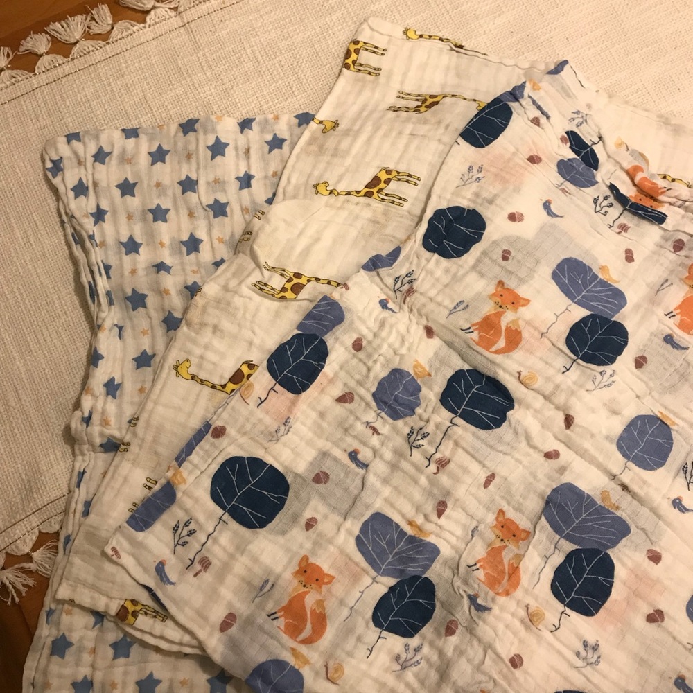 🔥🆕BRAND NEW IN PACKAGE • 3-pack baby blanket - Picture 2 of 5